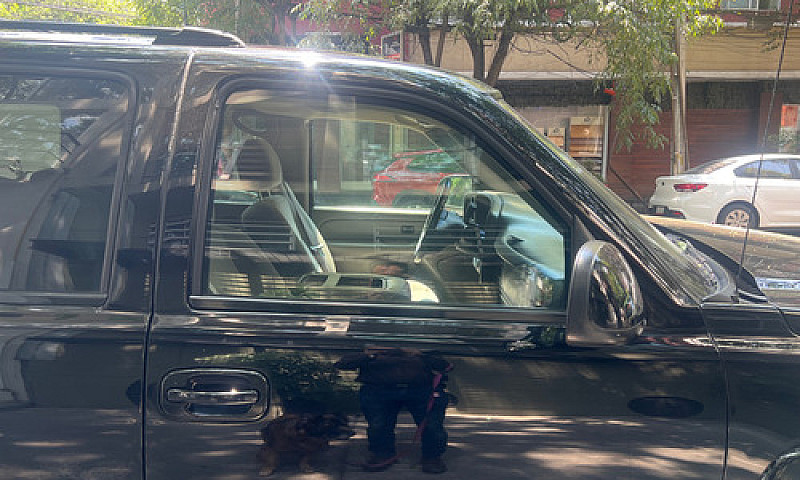 Chevrolet Suburban A...