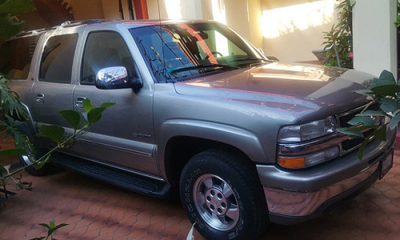 Chevrolet Suburban M...