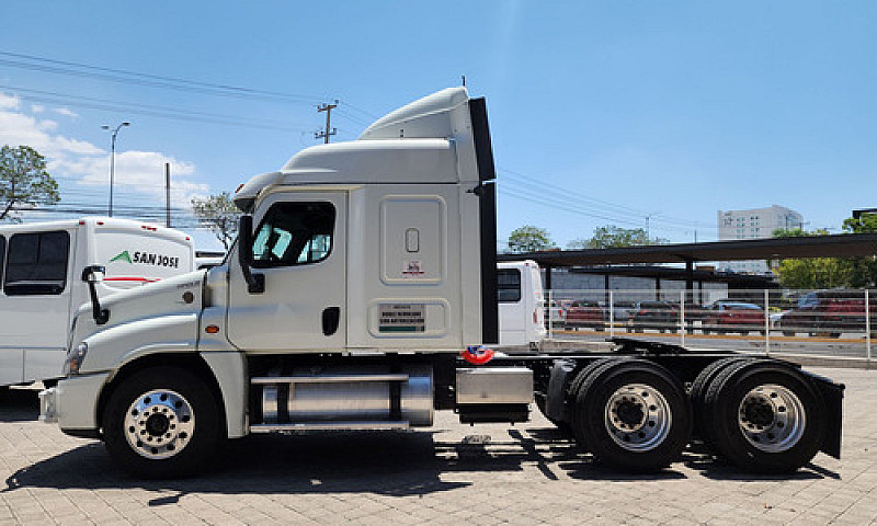 Freightliner Cascadi...