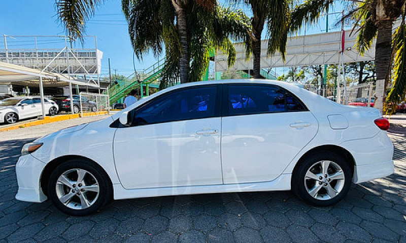 Toyota Corolla 2011...