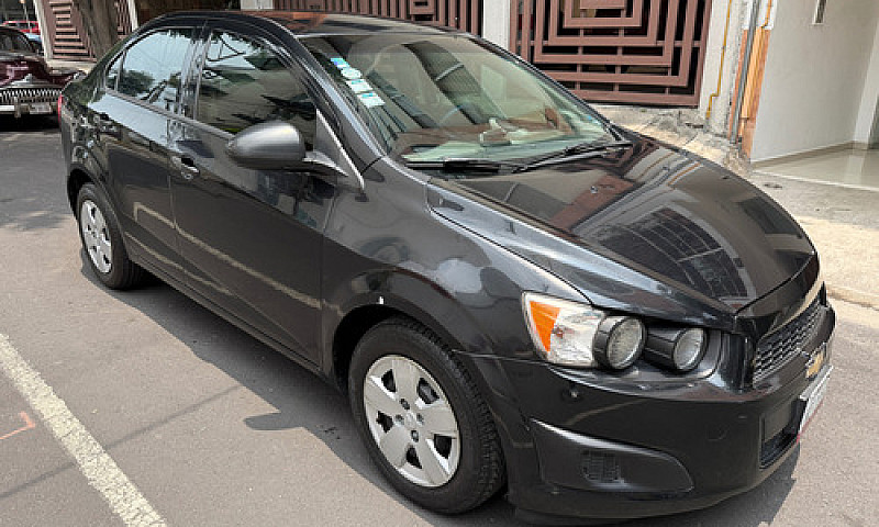 Chevrolet Sonic 1.6 ...