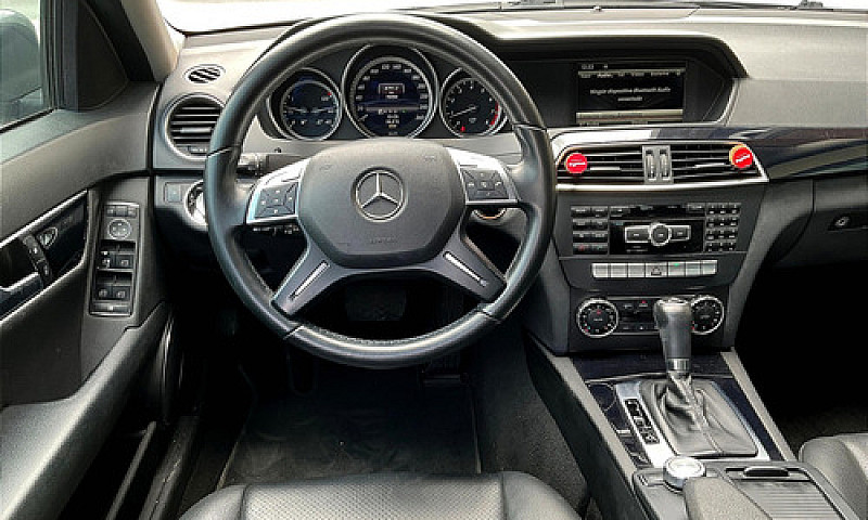 Mercedes-Benz Clase ...