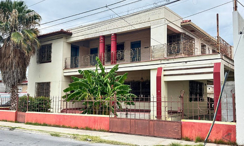 Venta De Casa Con Us...