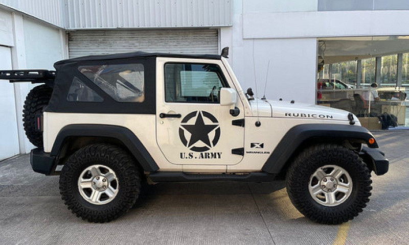 Jeep Wrangler X Base...