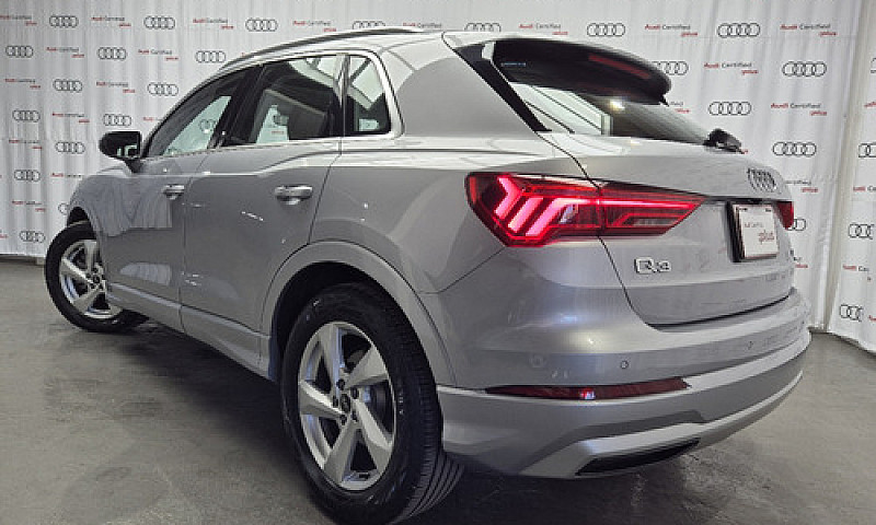 Audi  Q3  2024...