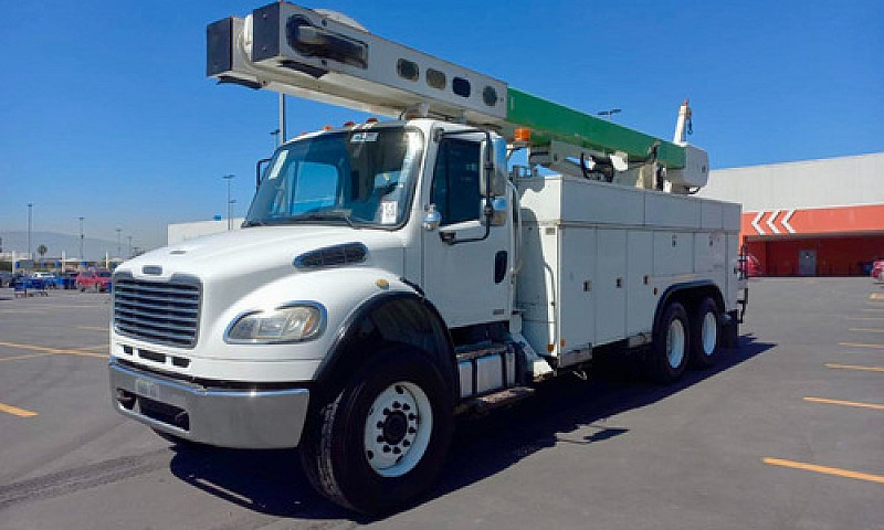 Camion Grua Canastil...