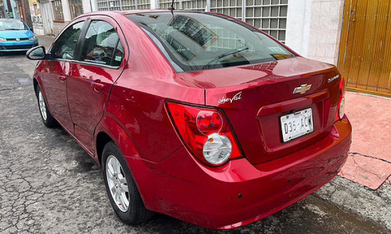 Chevrolet Sonic 1.6 ...
