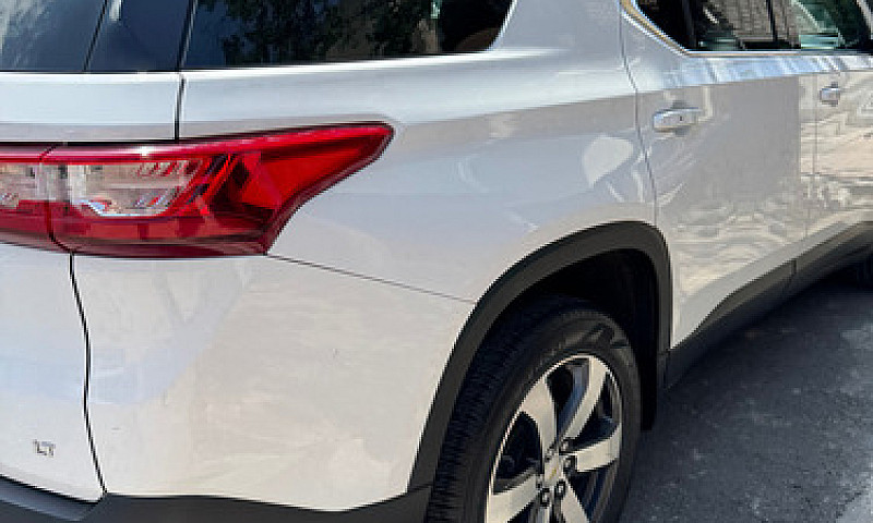 Chevrolet Traverse 3...