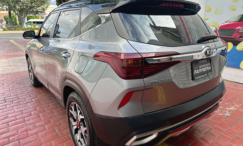 Kia Seltos 2021...