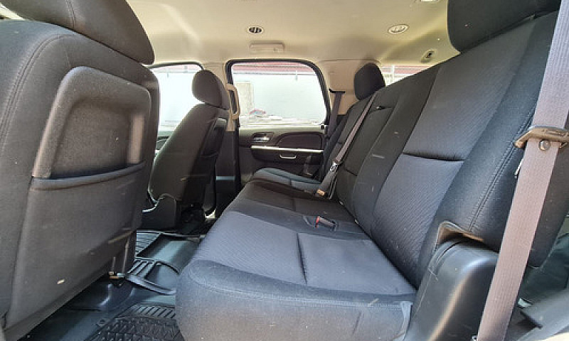 Chevrolet Tahoe 2014...
