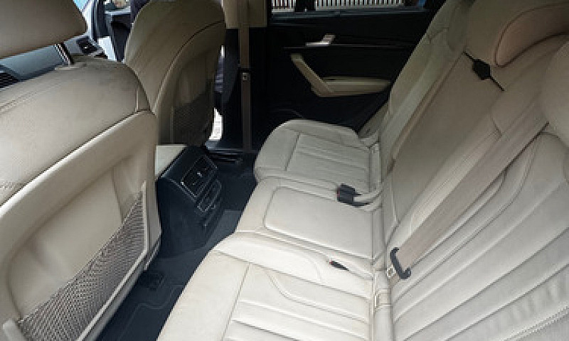 Audi Q5 2.0 L T Elit...
