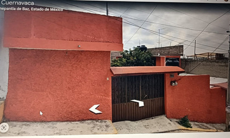 El Terreno Centa Con...