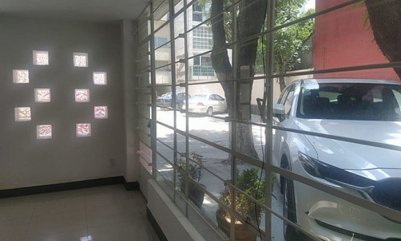 Del Valle Centro - D...