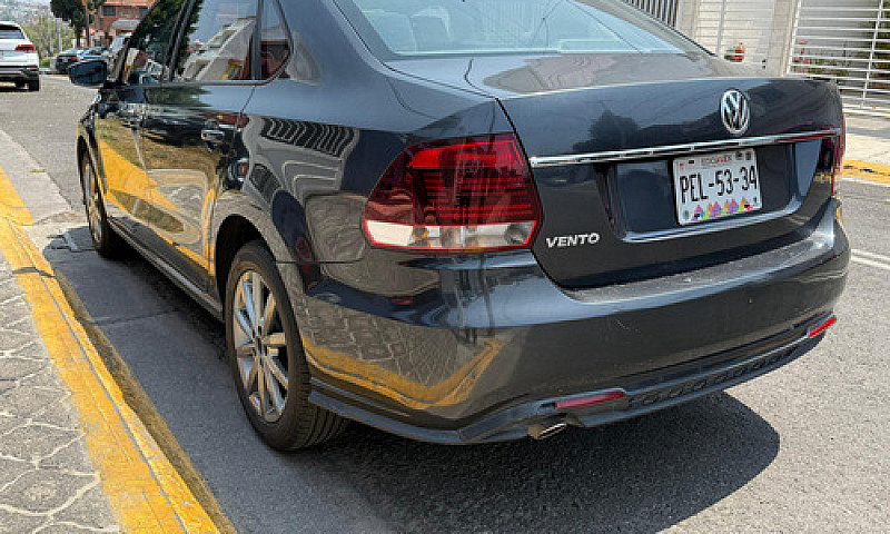 Volkswagen Vento 1.6...