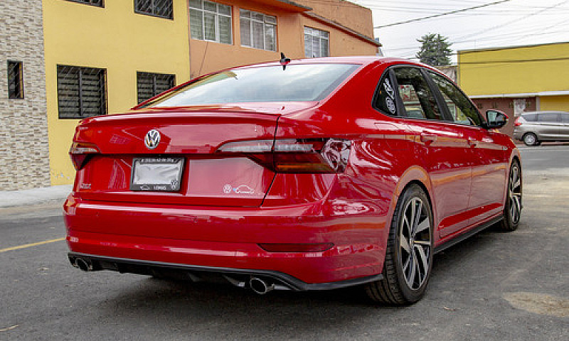 Volkswagen Jetta 2.0...