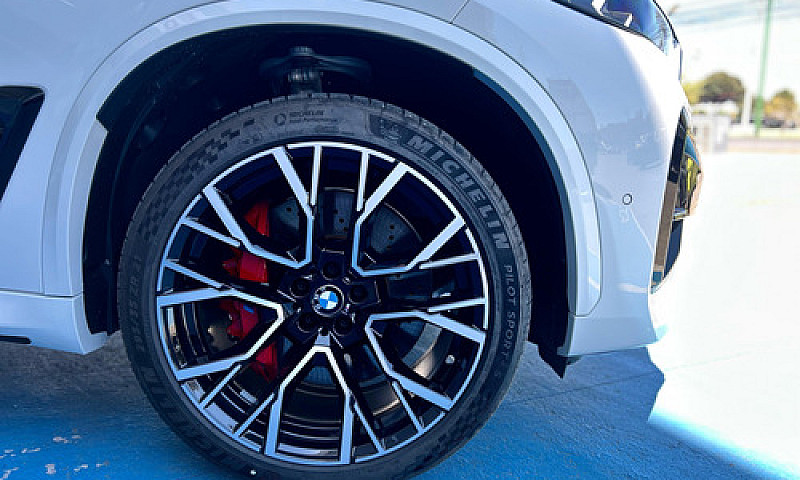 Bmw X5 M Competition...