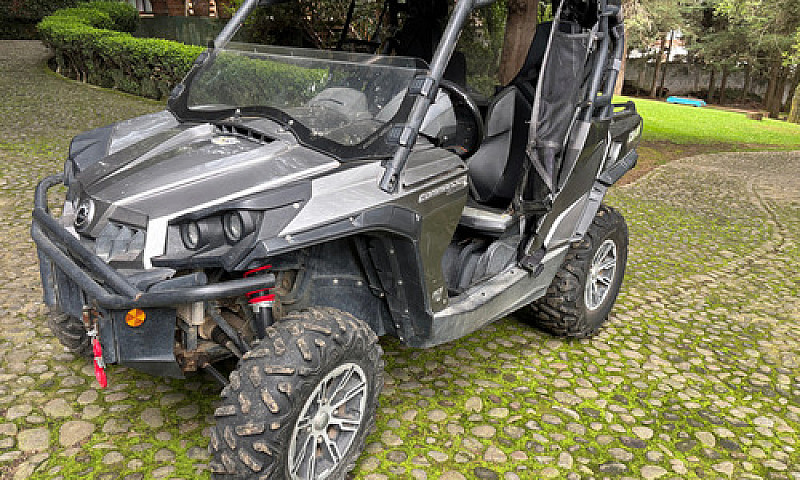 Canam Commander 1000...