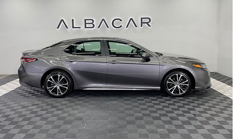 Toyota Camry 2019...