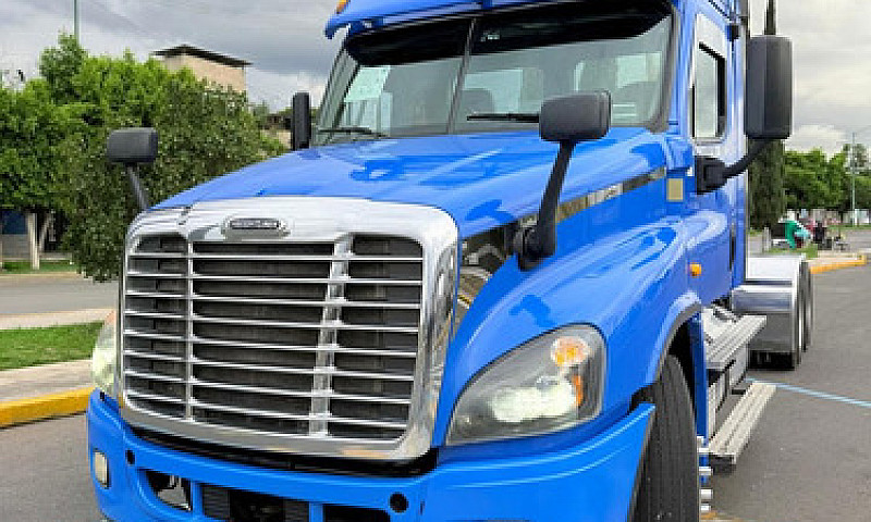 Torton Freightliner ...