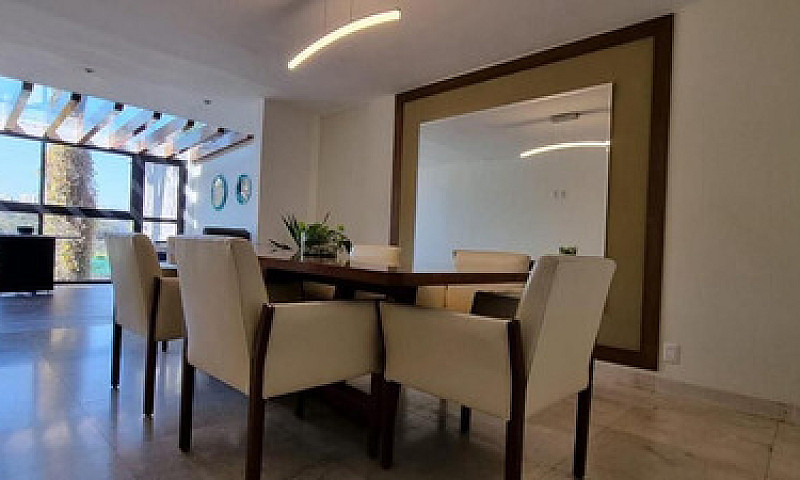 Residencia De Lujo E...