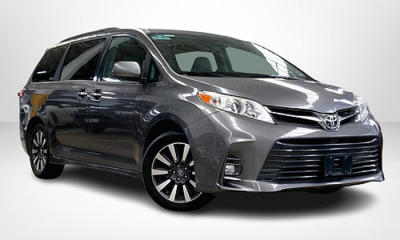 Toyota Sienna 2019...