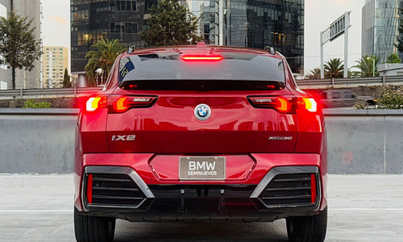 Bmw Ix2 0.0 Xdrive30...