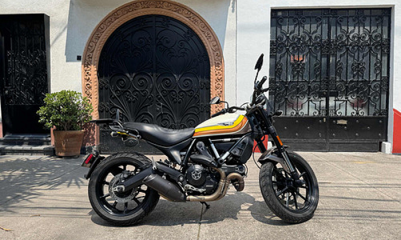 Ducati Scrambler 800...