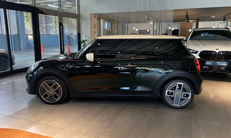 Mini Cooper 2023...