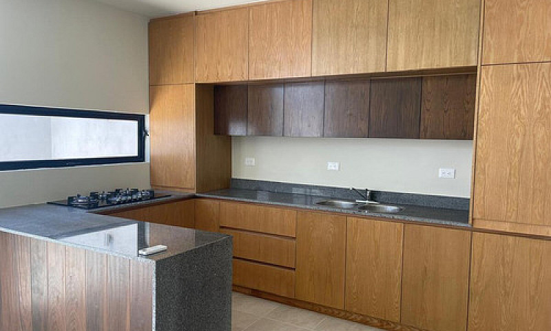 Casa En Venta En Tem...