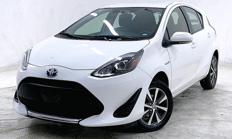 Toyota Prius 2021...