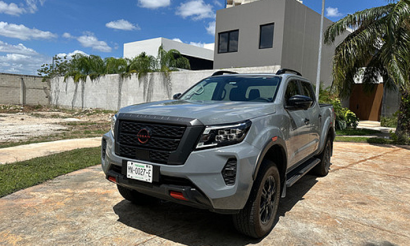 Nissan Frontier 2.5 ...