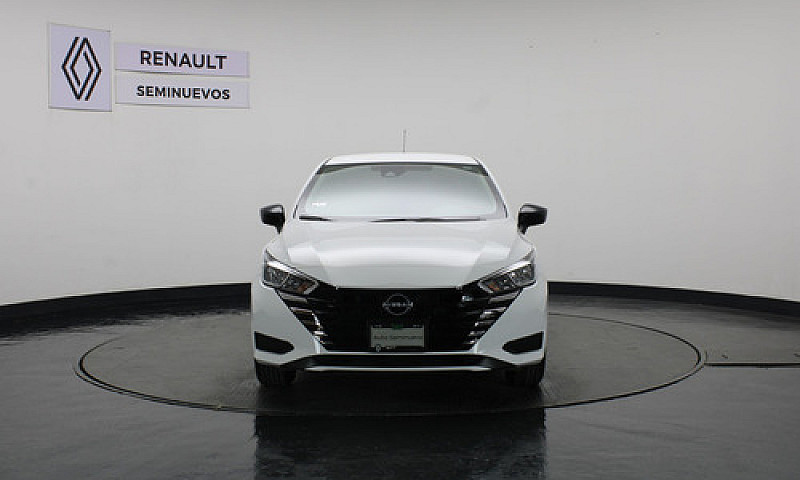 Nissan Versa 1.6 Sen...