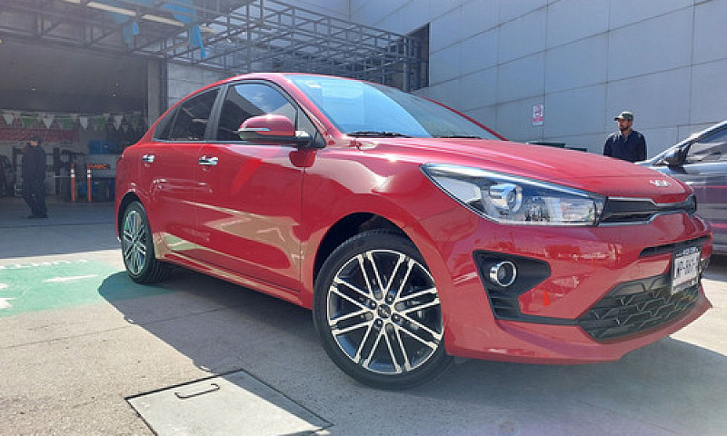 Kia Rio 2023...
