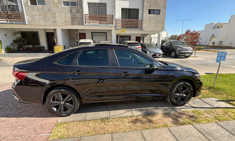 Volkswagen Jetta 1.4...