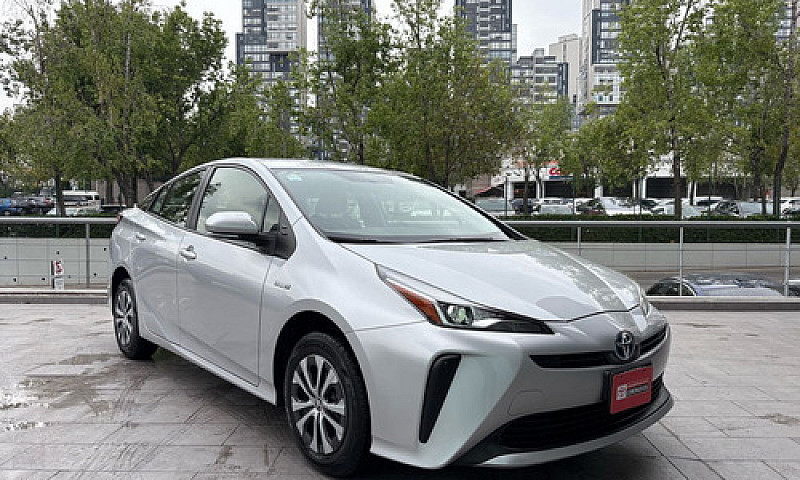 Toyota Prius 2022...