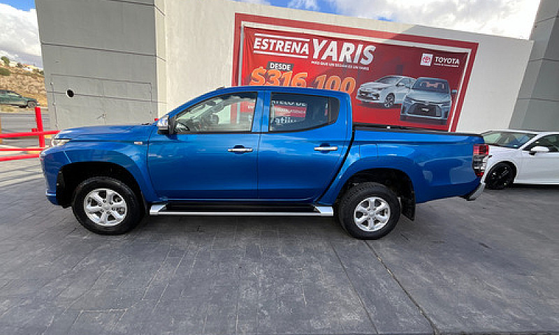 Mitsubishi L200 2021...