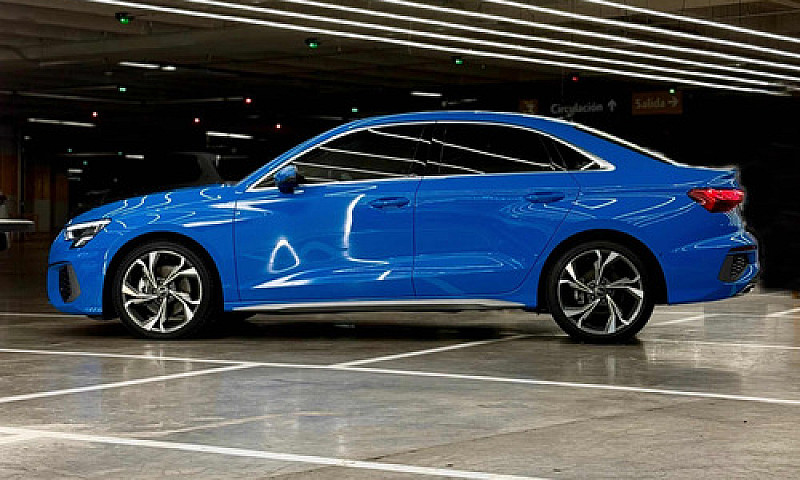 Audi A3 2.0 Sedán 40...