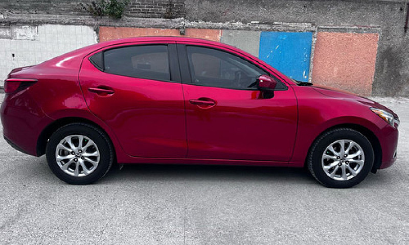 Mazda Mazda 2 2019...