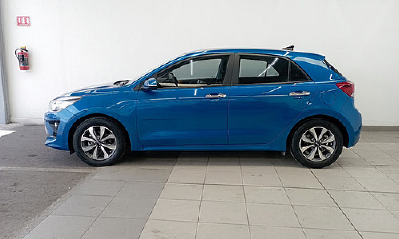 Kia Kia Rio Hb 2022...