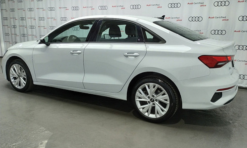 Audi  A3  2024...