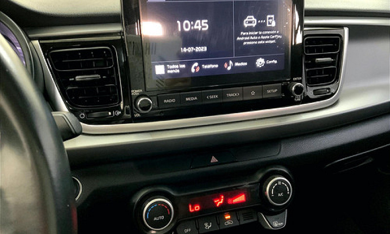 Kia Rio 2021...