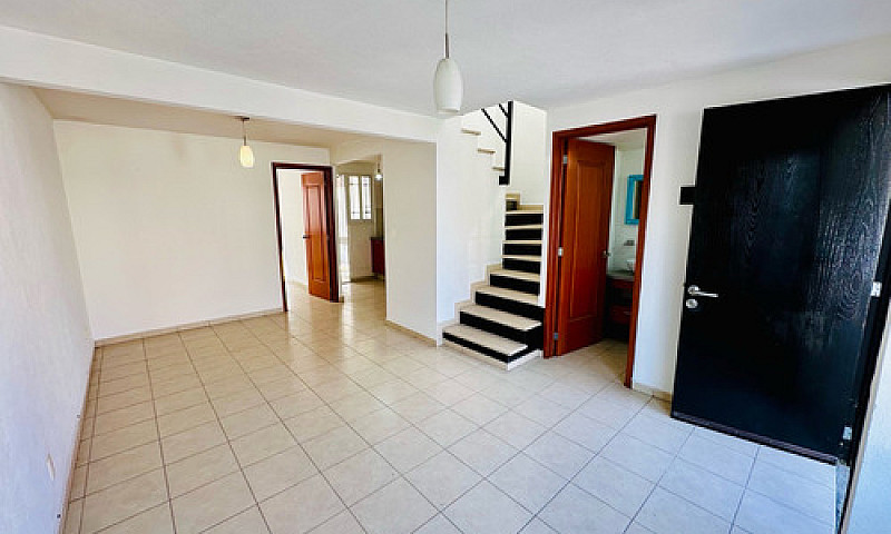 Venta De Casa En Fra...