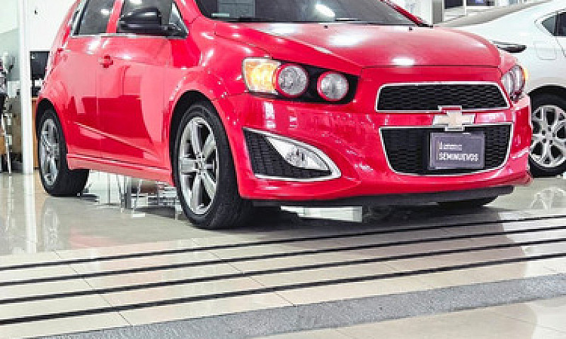 Chevrolet Sonic 2015...