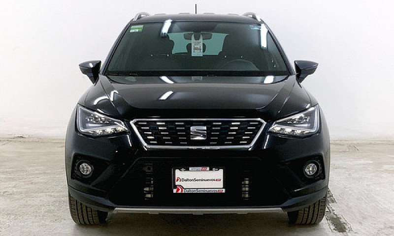 Seat Arona 2021...