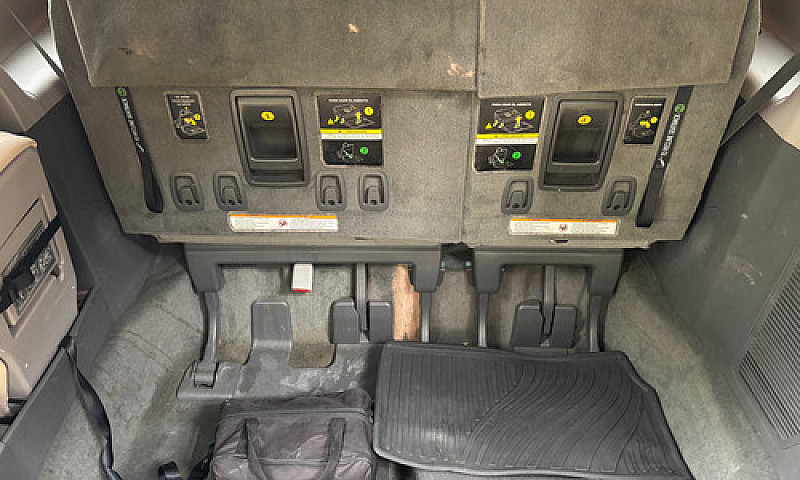 Toyota Sienna 3.5 Li...