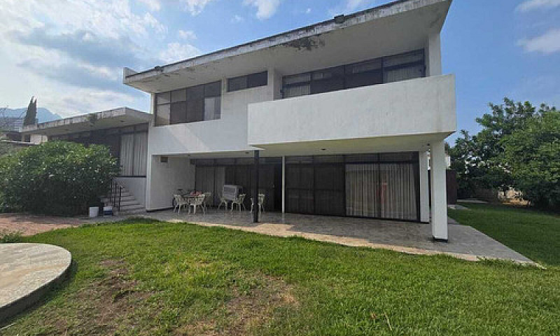 Casa En Venta En Mit...