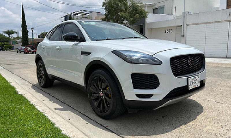 Jaguar F-Pace 3.0 Fi...