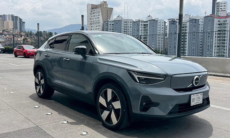 Volvo C40: Totalment...