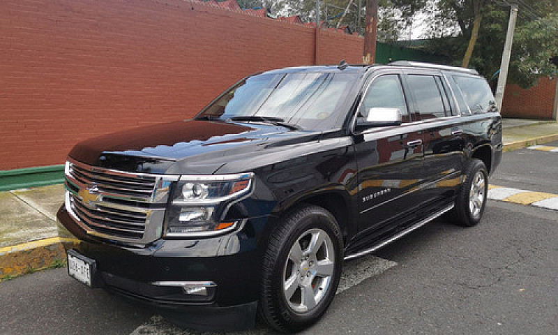 Chevrolet Suburban 5...