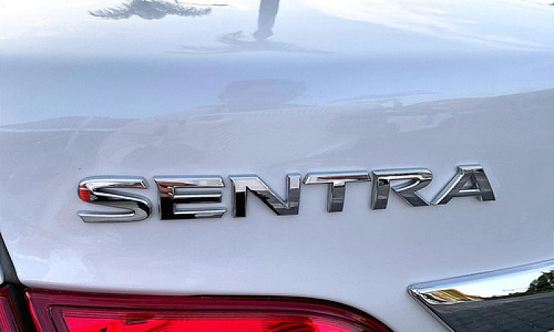 Nissan Sentra 2019...